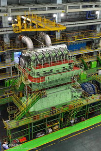 wartsila,世界最大的低速船用柴油机,一个齿轮就有那么大