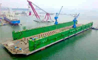 大连中远海运重工“远洋五”浮船坞升级改造完工投产