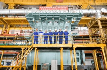 全球首台集成scr工程样机完成大合拢